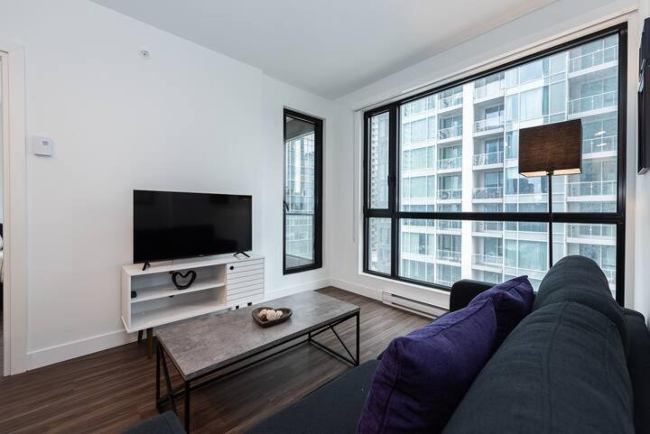 Tour Des Canadien Apartment *